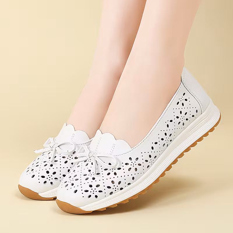 Retro Lace Hollow Women'S Shoes, Lightweight And Breathable Flat Shoes, Comfortable Mother Shoes Slip-On Casual Shoes, Women Shoes, Sneakers