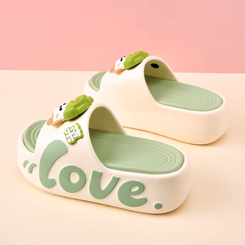 Women EVA Platform Slide Slippers, Thick Height Increasing Sole, Cartoon Sheep And Love Letter Decoration, Soft Lightweight Texture, High Quality Surface, Sole, Suitable for Indoor Bedroom, Outdoor Beach, Daily Casual Summer Footwear, Women Shoes