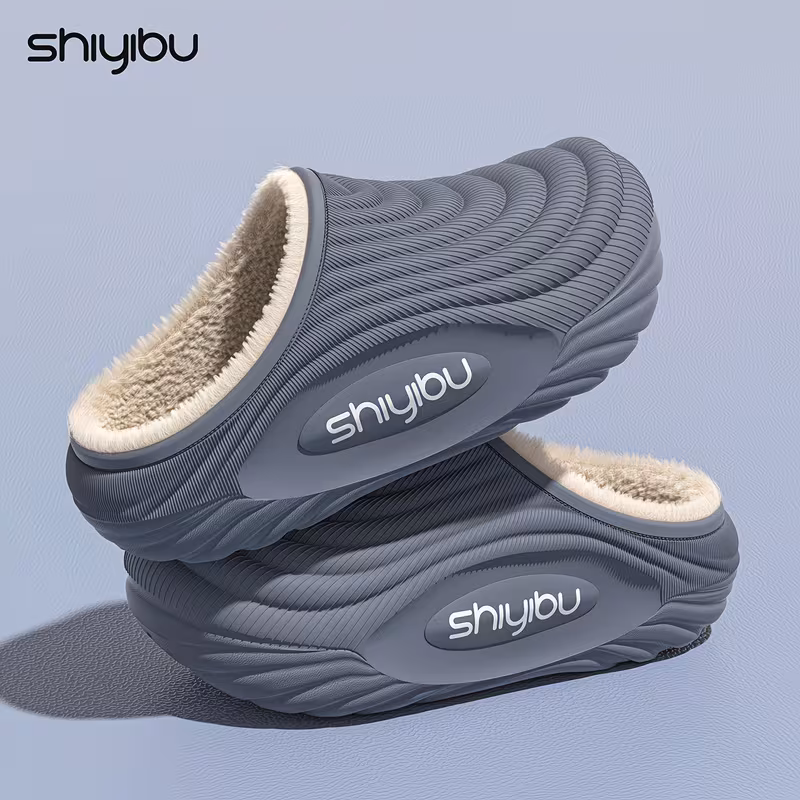 Fashionable EVA Slippers! Featuring New Trendy Design Elements, They Are Simple yet Stylish, Allowing You to Showcase Your Fashion Sense at Home. Made from High-quality EVA Material, These Slippers Are Lightweight, Soft, and Comfortable to Wear.