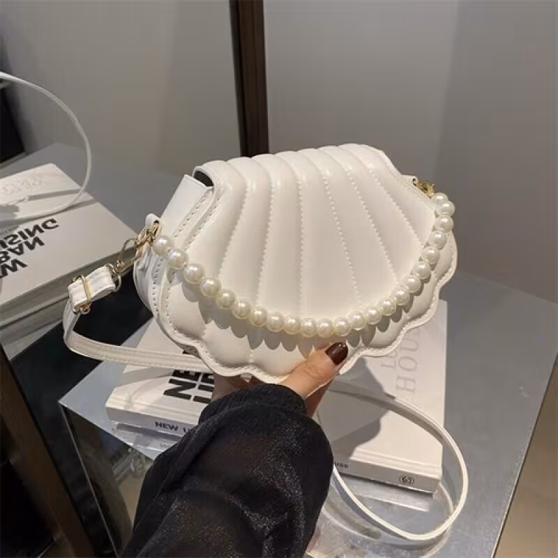 Shell bag, women's PU leather shoulder bag, pearl chain shell handbag, simple and versatile fashionable pearl chain shoulder bag, mini urban crossbody bag