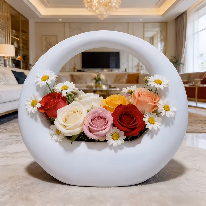 Creative Hollow-Out Ring Design Round Vase, Minimalist White Ring Vase, White Flower Holder, a Must-Have for Home Soft Furnishing, Desktop Decoration, Living Room Dining Table Flower Arrangement Ornament, Entryway Decorative Vase, Living Room TV