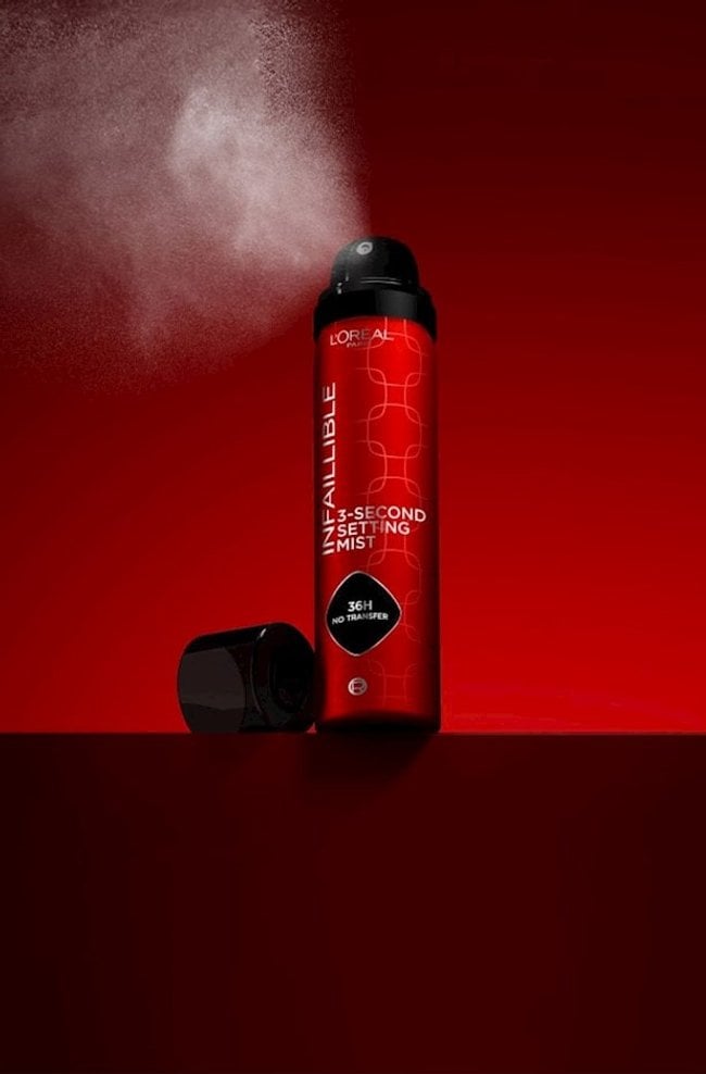 L'Oréal Paris Setting Spray, Infallible 3-Second Makeup Setting Spray Mist for Face, Up To 36 Hour Makeup Wear, Fixing Spray, Waterproof and Sweatproof, Transfer-proof and Non-sticky 75ml