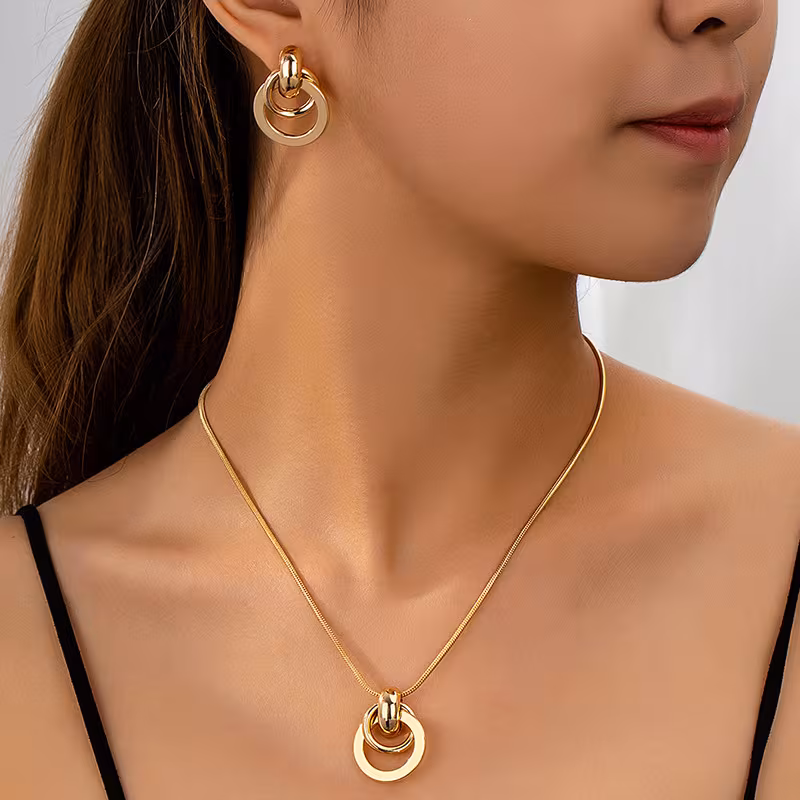 3pcs Set of Stylish Metal Geometric Circle Jewelry for Women, Versatile Design Suitable for Everyday Wear And Various Occasions