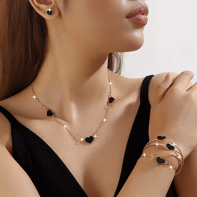 5pcs Women's Fashion Jewelry Set, Luxurious, Elegant, and Minimalist Style, Heart Pendant Necklace, Stud Earrings, Bracelet, and Bangle Set, Suitable for Women's Daily Wear, Casual, Weddings, Banquets, Valentine's Day, and Mother's Day Gifts