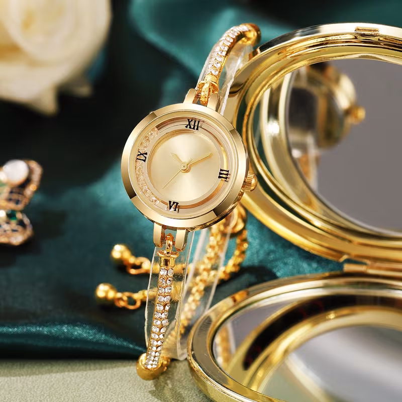 An Elegant And Refined Quartz Watch for Women. Stylish And Minimalist. Perfect for Wearing to Parties. A Great Gift for Friends Or Loved Ones. Ideal for Back-To-School Season