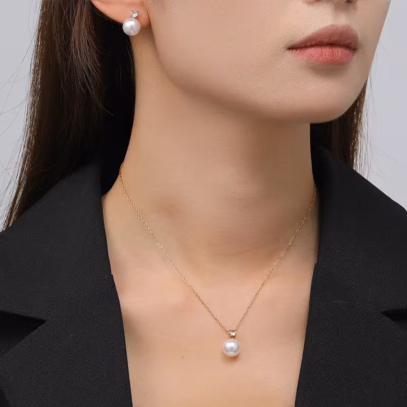 3pcs Light Luxury High-End Imitation Pearl Pendant Necklace Stud Earrings, Inlaid with Synthetic Zirconia Elegant And Versatile Earrings, Daily Matching, Suitable As a Gift for Girlfriends, Classmates And Good Friends